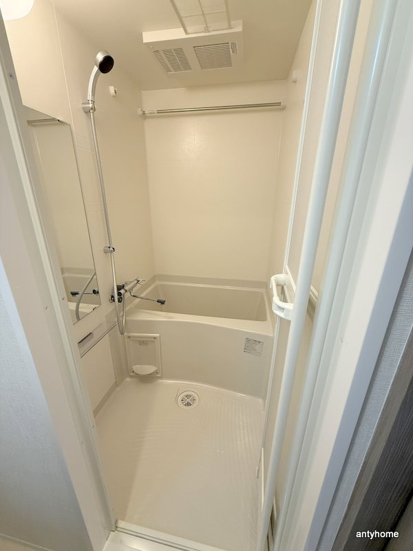 MAXIV CROS 江坂　仲介手数料の浴室