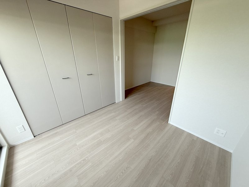 MAXIV CROS 江坂　仲介手数料の寝室