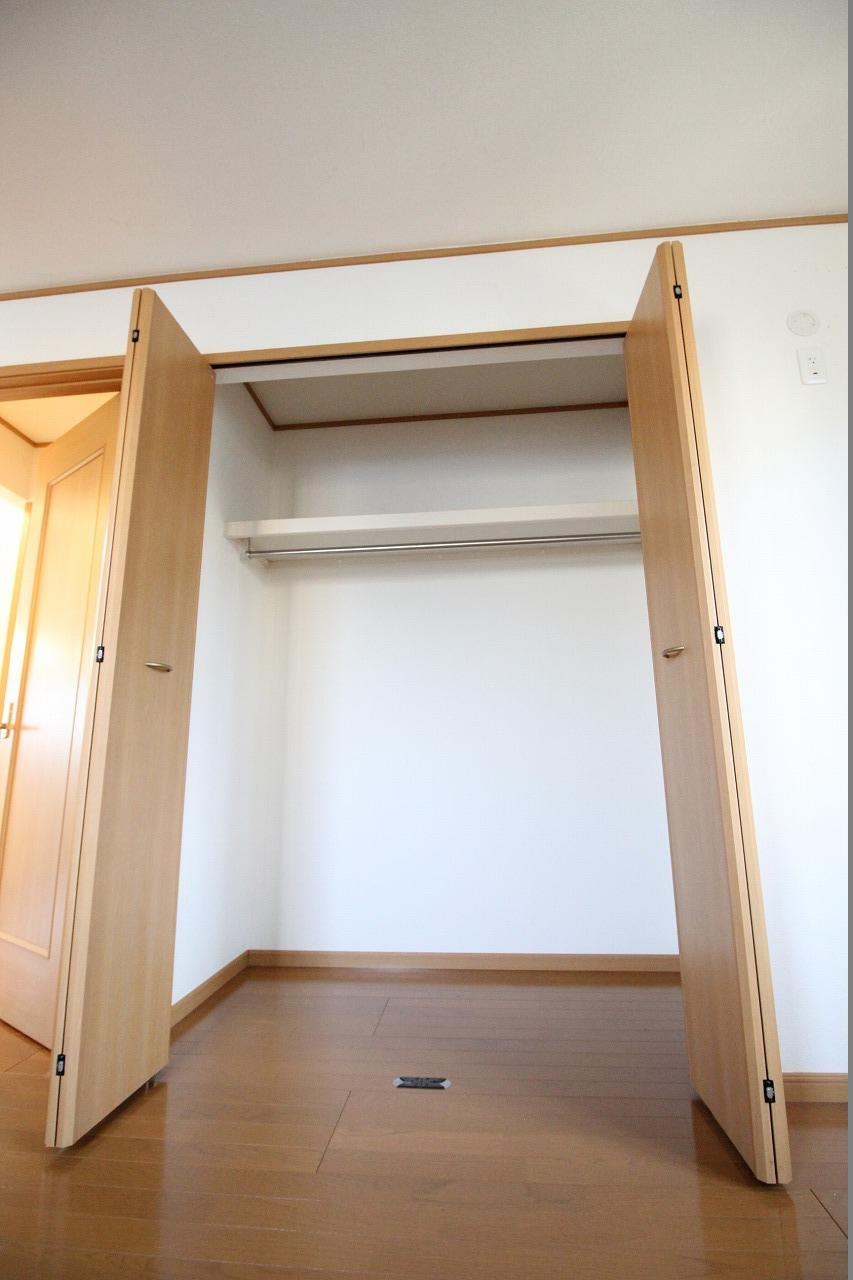 ルナ　パレス　Aの収納|※お部屋により仕様が異なる場合があります。