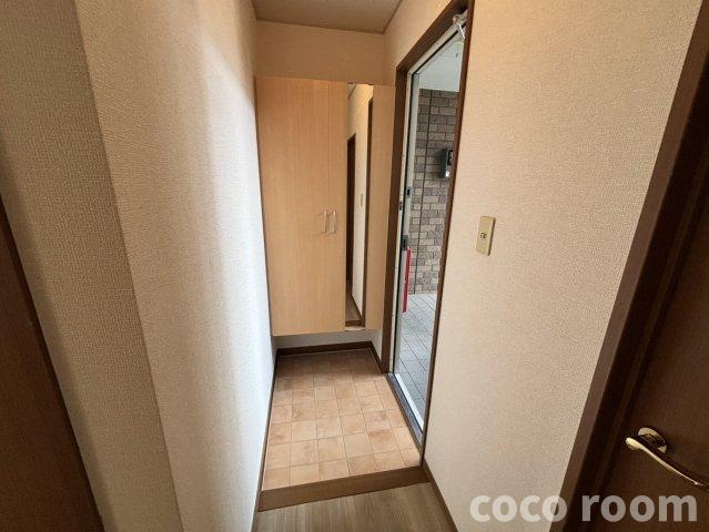 ヴィラージュコヒジの玄関