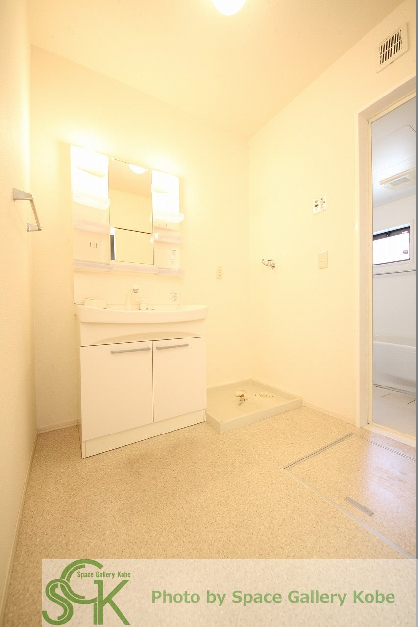 I-River Court　B棟の洗面所|※お部屋により仕様が異なる場合があります。