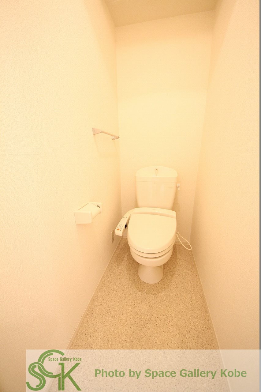 I-River Court　B棟のトイレ|※お部屋により仕様が異なる場合があります。