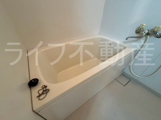 喜久マンションの浴室|ゆったり過ごせるお風呂です