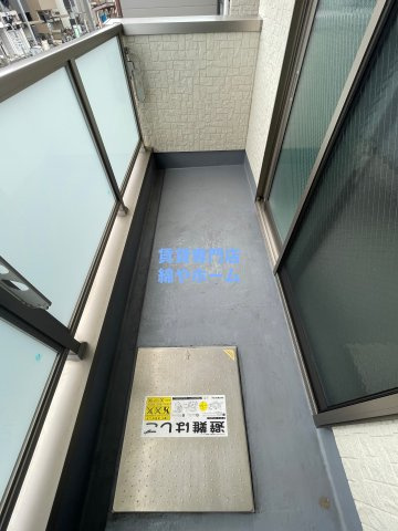 F asecia matinのバルコニー|バルコニーがあります