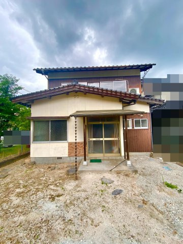 伯耆町溝口中古物件（収益物件）の外観