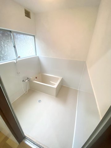 伯耆町溝口中古物件（収益物件）の浴室