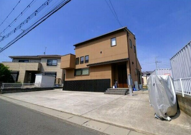 【中古】坂戸市石井中古住宅の外観|太陽光発電システム搭載住宅！
暖かい陽の入る住宅☆