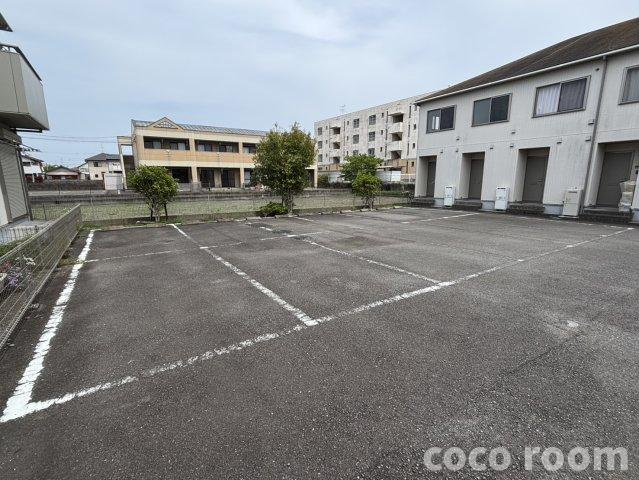 フォルモサⅠの駐車場