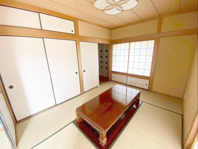 福岡市東区唐原　中古戸建の和室|《離れ》掘りごたつがあります！ゆったりとくつろげる和室です！