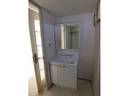 ライオンズマンション東荒神の独立洗面台