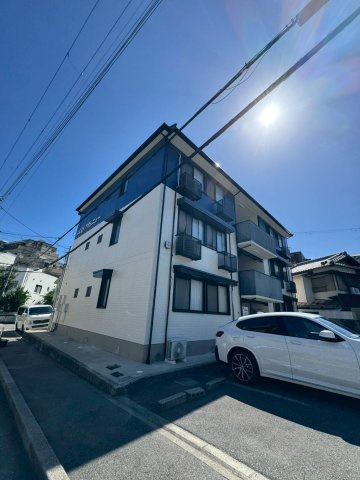 ウエストアヴェニューの外観