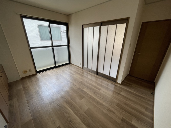 シャルマン上山の居間・リビング