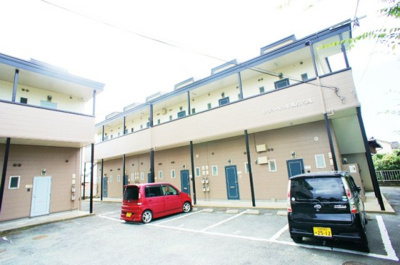 【駐車場】 | シティベール高良内B棟 | 駐車場に車を止められます