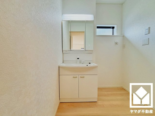 大津市瀬田５丁目　第2　1号棟の独立洗面台