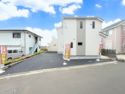 【外観】 | ◆新築都筑区あゆみが丘◆ | ◆一戸建てを中心とした街並みが整然と続き、周辺は高い建物が建っていないので、緑の多い閑静な趣を感じる環境です。街並みや周辺環境も重要なポイントです！！