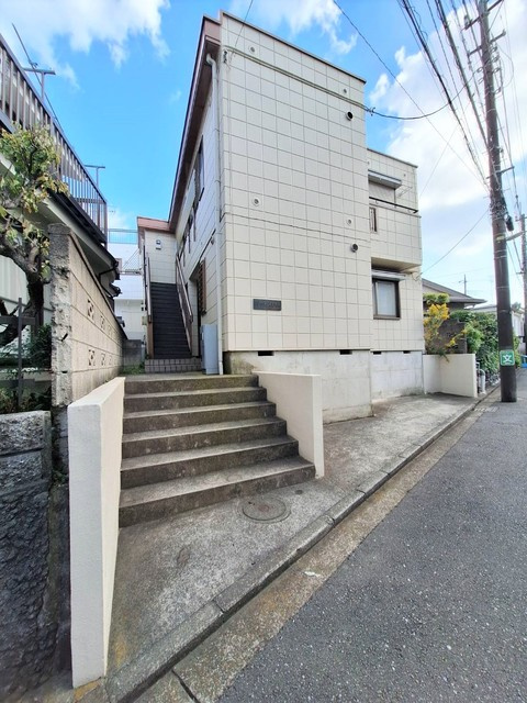 ドミール保土ヶ谷の外観