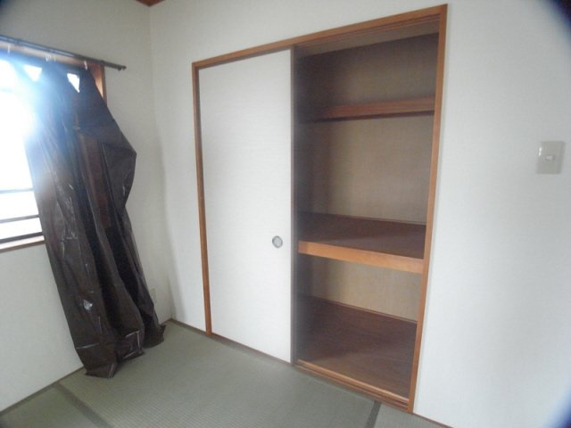 アゼリア六甲の収納