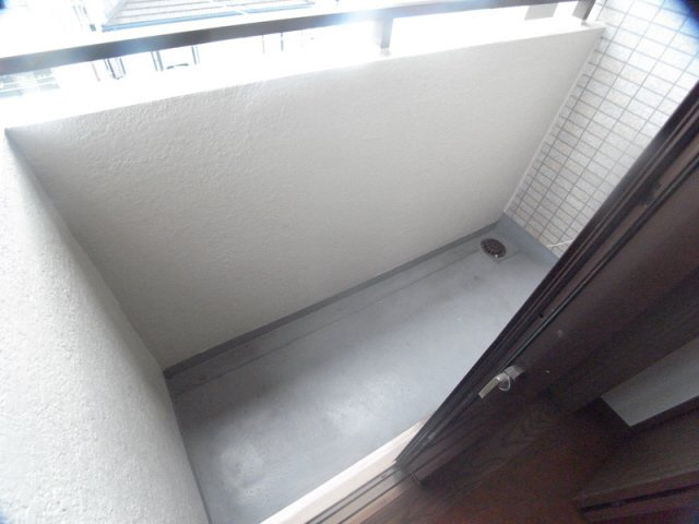 アゼリア六甲のバルコニー