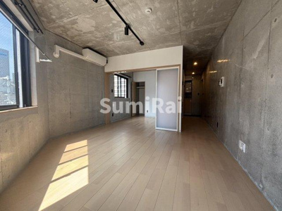 【居間・リビング】 | フラワーガーデンコウベ