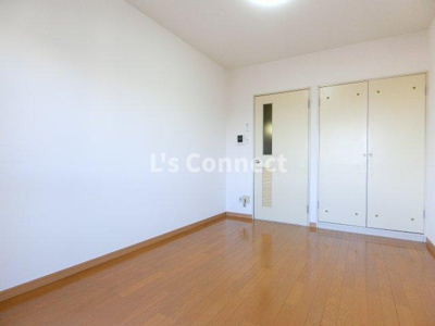 【居間・リビング】 | ＣＩＴＹ　ＳＰＩＲＥ仙台 | ６帖の洋室です。