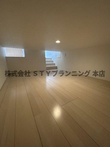 仲介手数料０円！ガルテンの洋室
