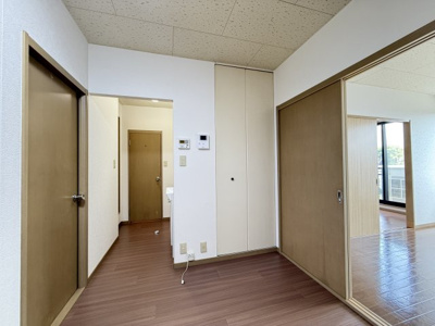 【居間・リビング】 | セジュール長尾B