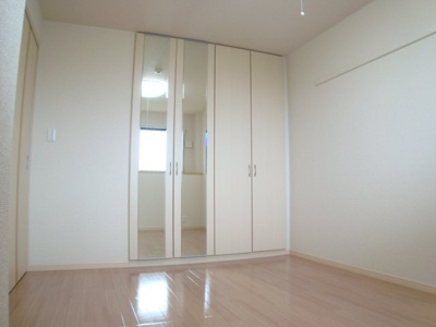 【内装】 | 和（なごみ） | 洋室