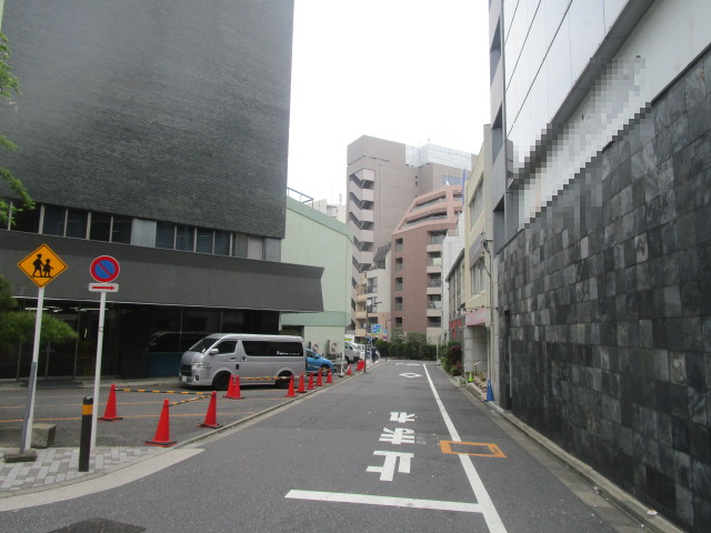 港区麻布十番１丁目のビル