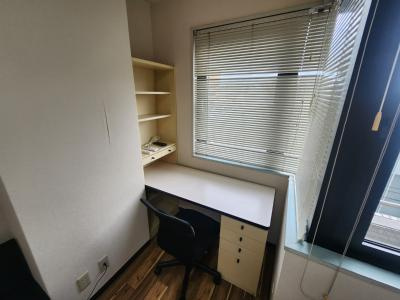 WEST-1（ウエストワン）のその他|備付デスク