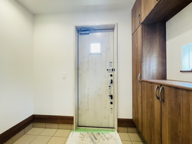 【玄関】 | 前橋市表町１丁目　１号棟