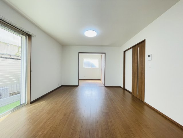 【居間・リビング】 | 前橋市表町１丁目　１号棟