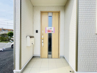 【エントランス】