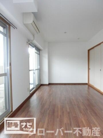 エスポワール辻の居間・リビング