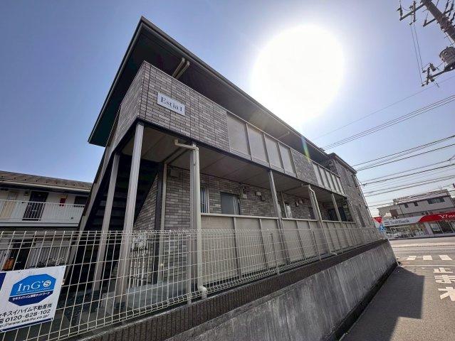 エスティアⅠの外観