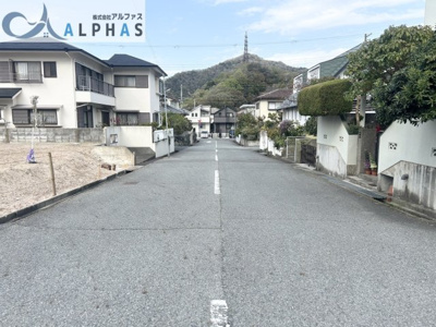 【外観】 | 神戸市須磨区横尾二丁目　建築条件無し土地 | ☆建築条件なし☆
南東側道路幅員8ｍ以上あります♪