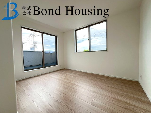 駐車２台　JR土山駅徒歩13分　魚住町清水　新築戸建の洋室