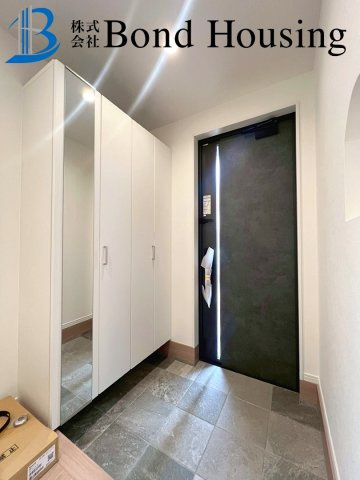 駐車２台　JR土山駅徒歩13分　魚住町清水　新築戸建の玄関