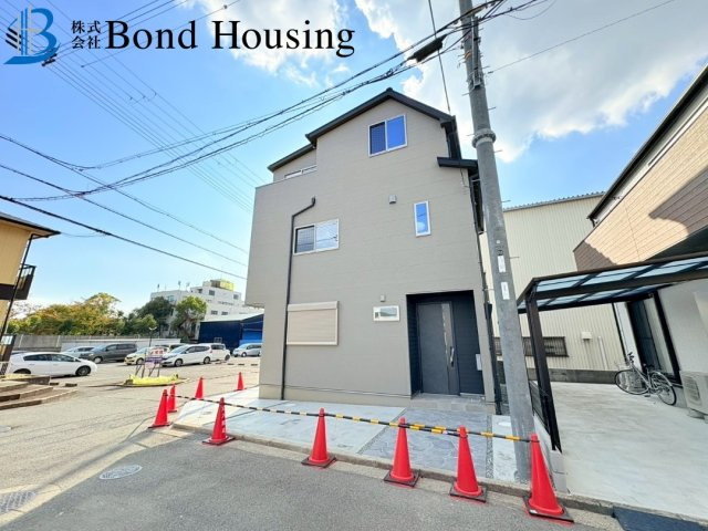 駐車２台　JR土山駅徒歩13分　魚住町清水　新築戸建の前面道路含む現地写真