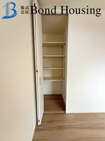 駐車２台　JR土山駅徒歩13分　魚住町清水　新築戸建の収納