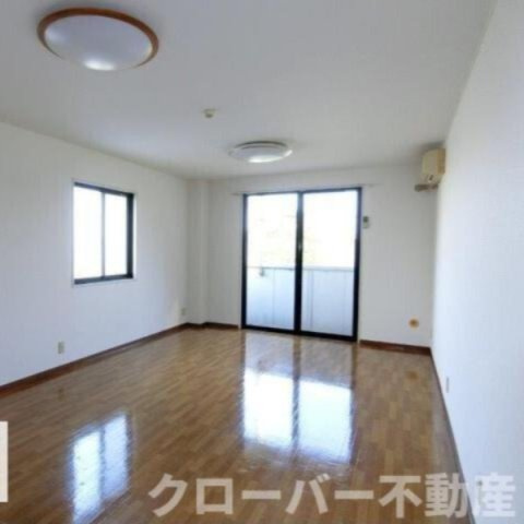 ビブラン宇多津の居間・リビング