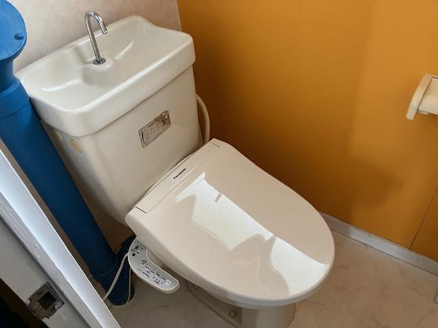 若宮ハイツのトイレ|ゆったりとした空間のトイレです