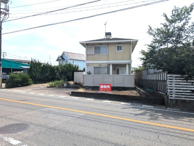 半田市一本木町1丁目の前面道路含む現地写真