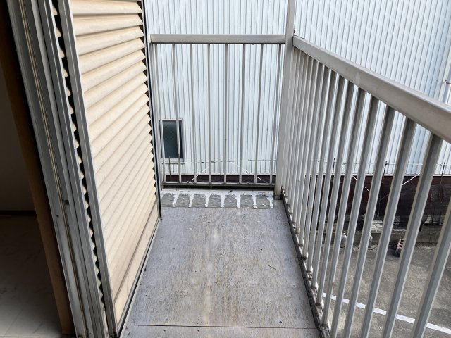 玉山ビルのバルコニー