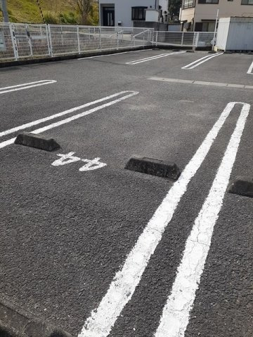 サンシティー国府Ｂの駐車場|駐車場です