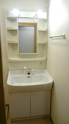 エスペランサ翔の洗面所|コンパクトで使いやすい洗面所