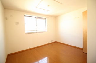 【寝室】 | マーベラス　A棟 | 6.4帖の寝室です