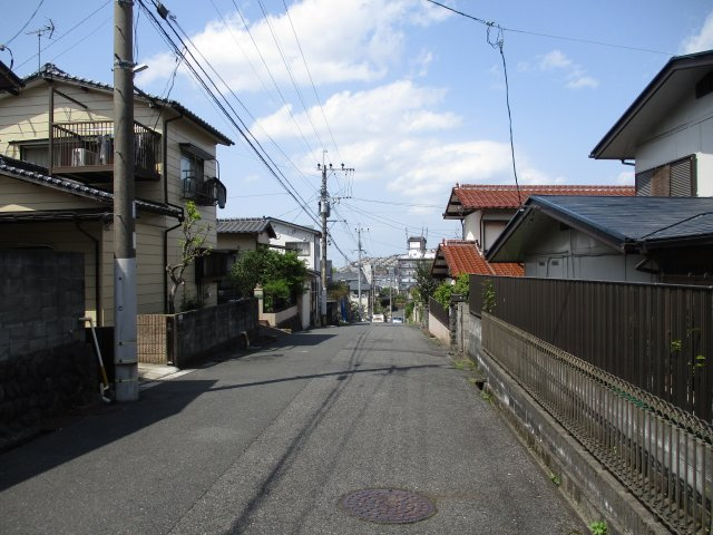 志井四丁目5番17号（B-20）の前面道路含む現地写真