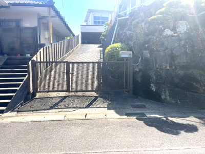【エントランス】 | 岡崎市稲熊町字石神　戸建
