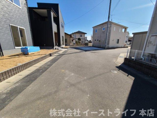 【新築戸建】　いわき市渡辺町第2　の前面道路含む現地写真|西側6.0ｍ前面道路