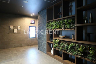 【ロビー】 | LANDIC N110